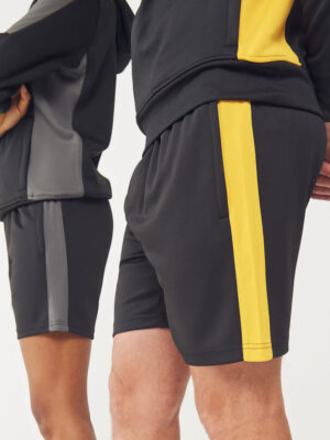 Finden+Hales Adults Knitted Shorts With Zip Pockets